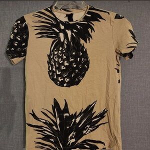 H&M Beige Short Sleeve Tee with Black Pineapple Print